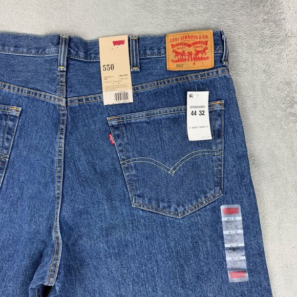 NWT LEVIS 550 Relaxed Fit Big & Tall Mens Tapered Leg Denim Jeans Grunge 44x32 - Picture 2 of 9